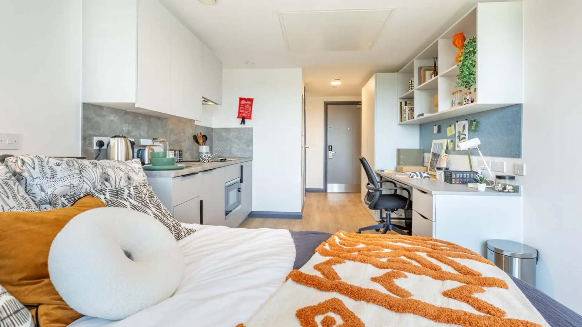 Apartment For Student Only Lively Spacious Studios In Winfield Court Nottingham United Kingdom